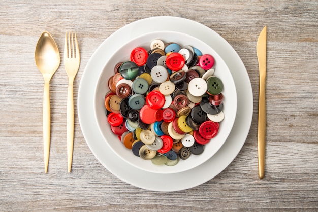 Farfurii cu preparate colorate